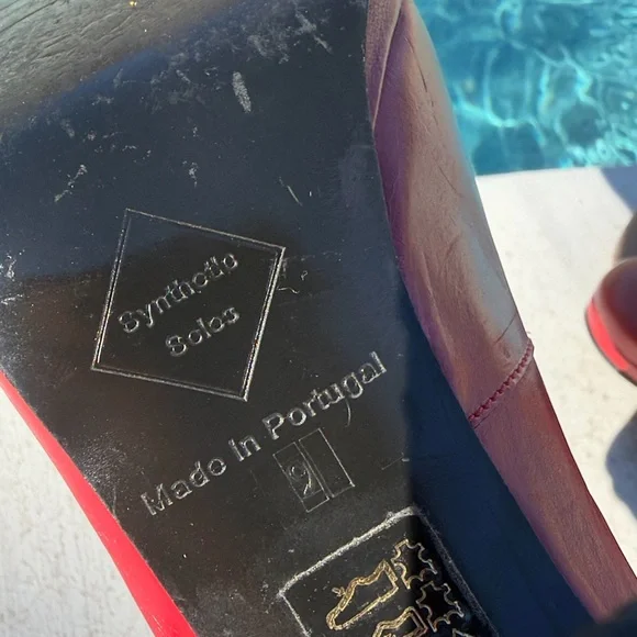 John Fluevog Listen Ups Stacey Red with Black Piping RARE FIND Size 9 - Picture 14 of 15